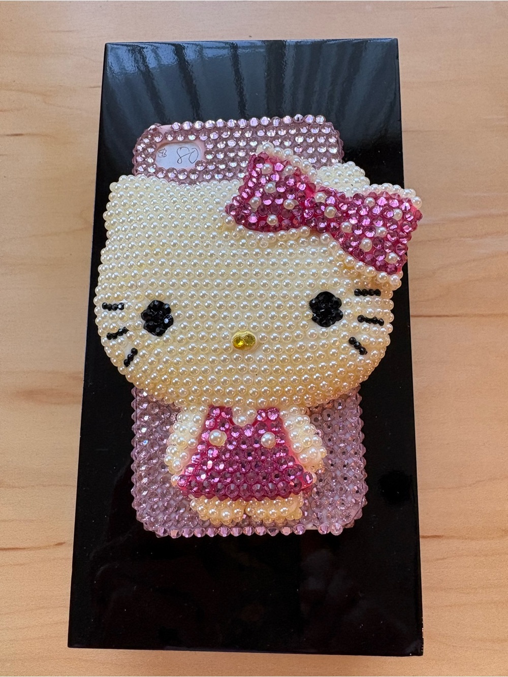 Rare find. Hello Kitty hand beaded crystals / pearl with pink bow phone case.